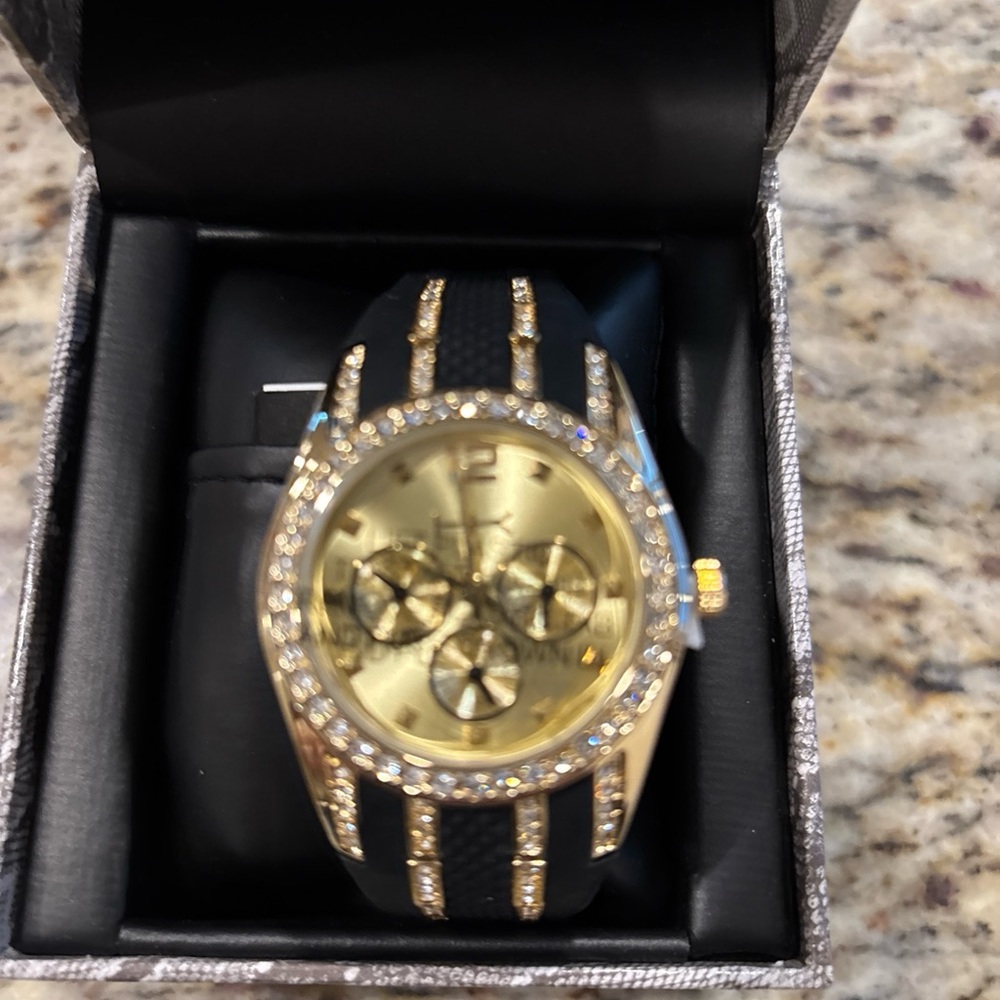 Heidi klum watch brand new